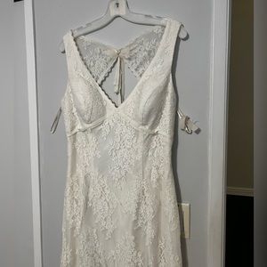 Never worn never altered Boho lace wedding dress